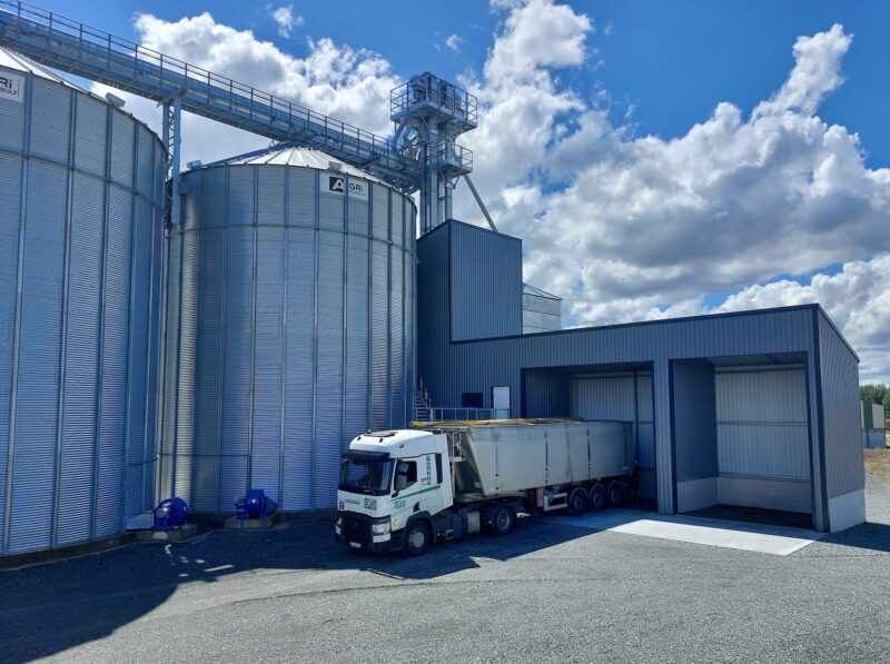 déchargement benne camion dans trémie agriconsult grain vrac installation complète