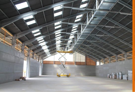 hangar de stckage en intérieur stockage à plat